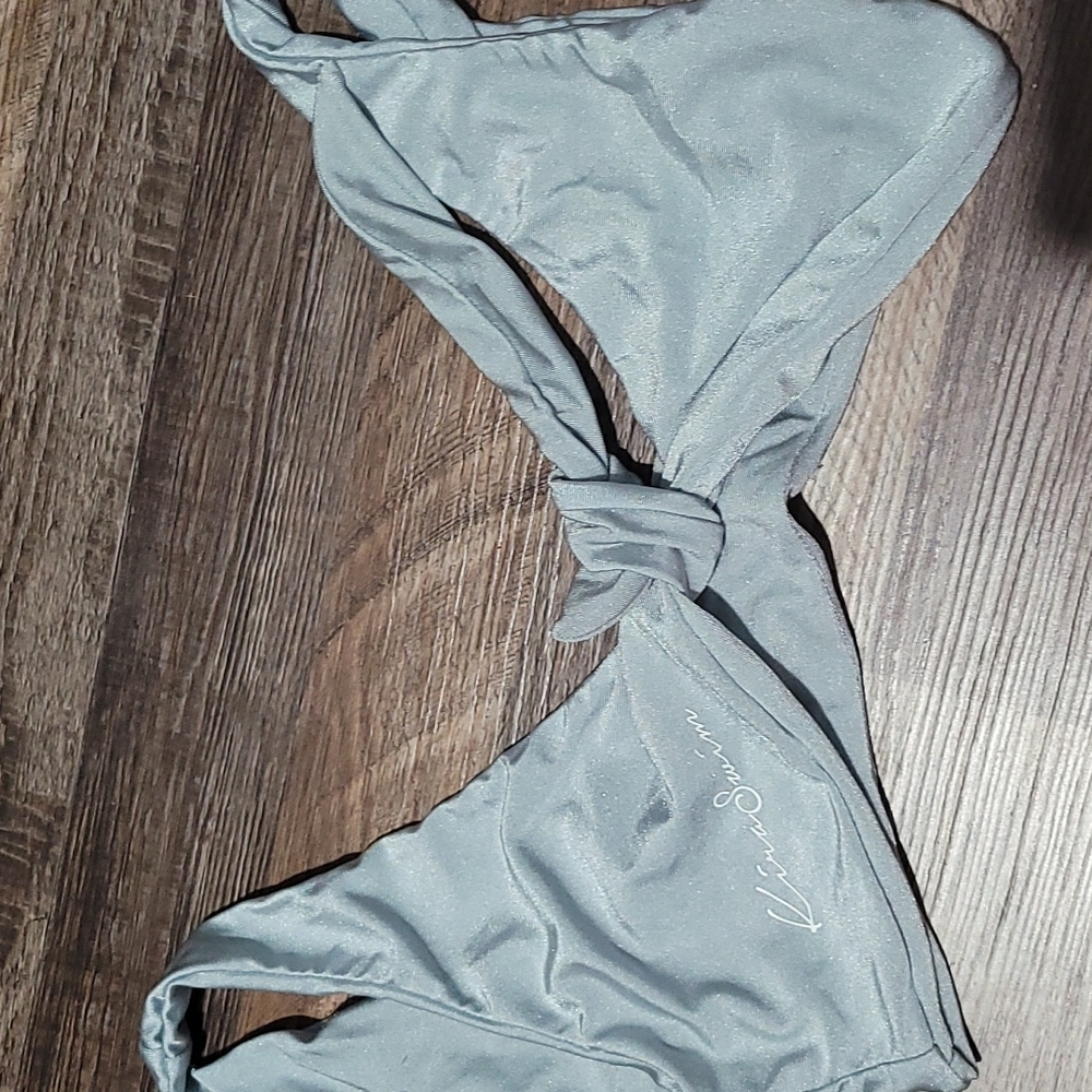 Bikini bundle - Picture 2 of 3